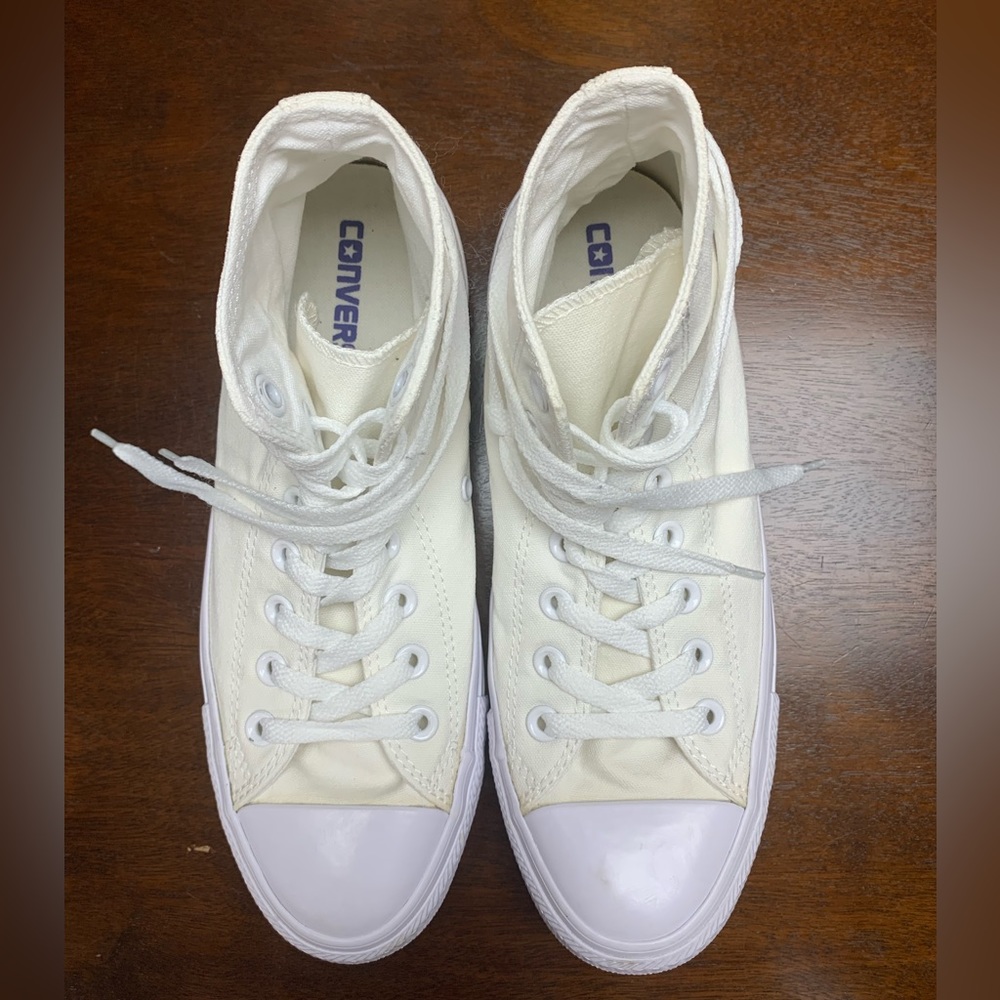 All White High Top Converse woman’s 9